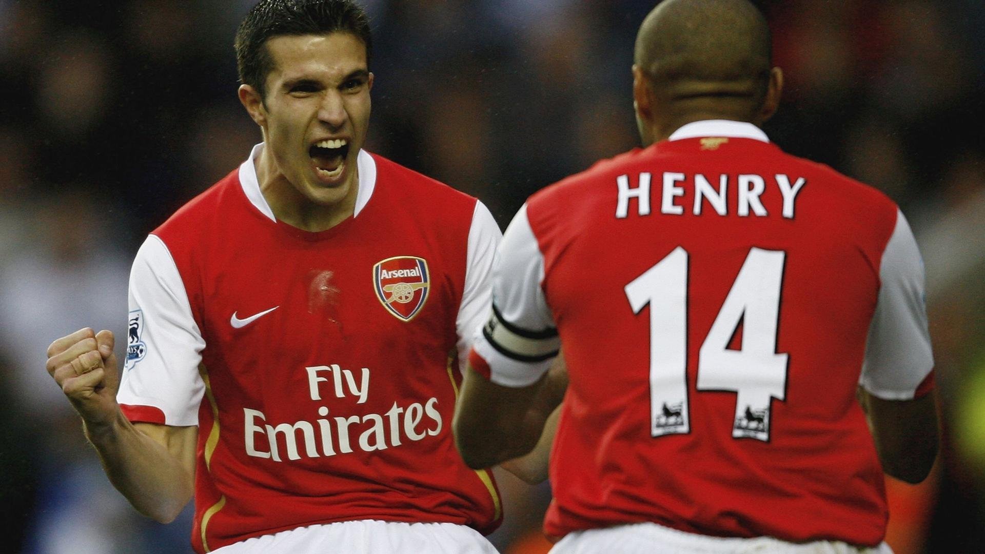 《守望先锋》联赛与《风暴英雄》世界锦标赛的团队协作分析，守望先锋联赛和暴雪的关系